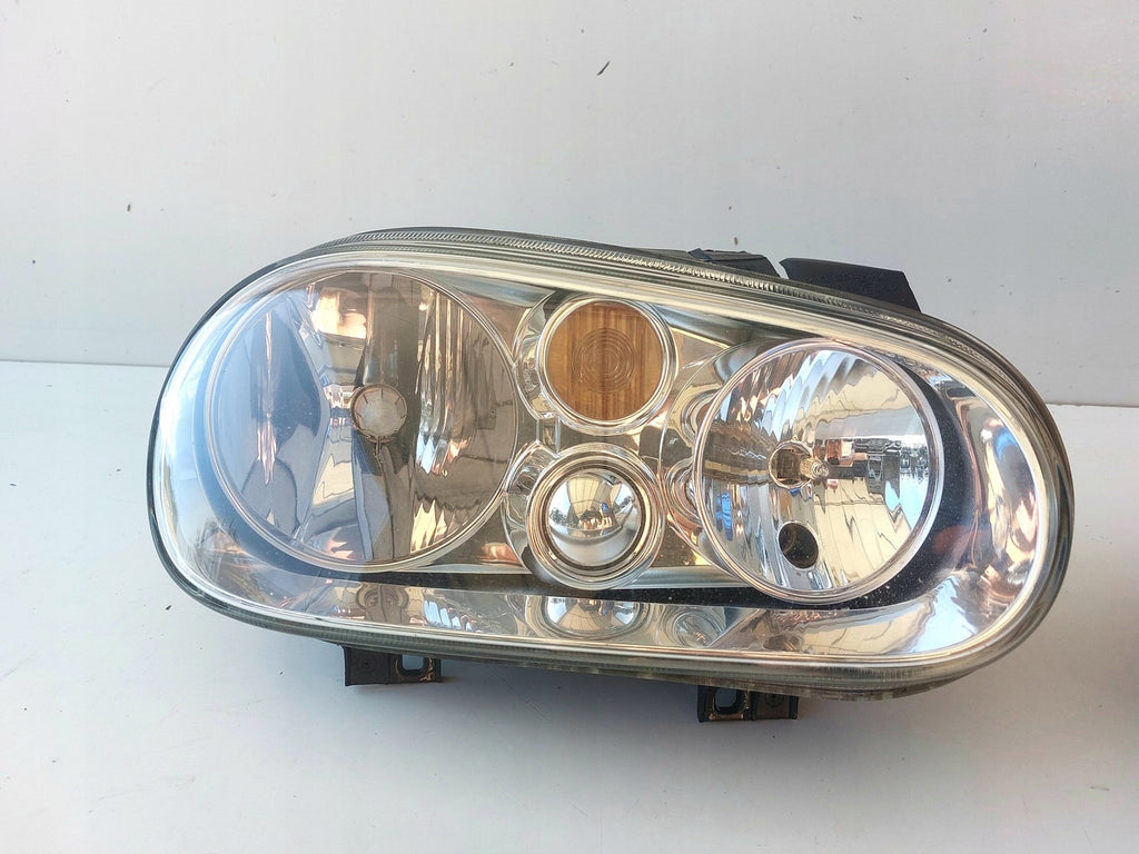 Frontscheinwerfer VW Golf IV 1J1941016B 1J1941015B 1J0853655 Ein Satz Headlight