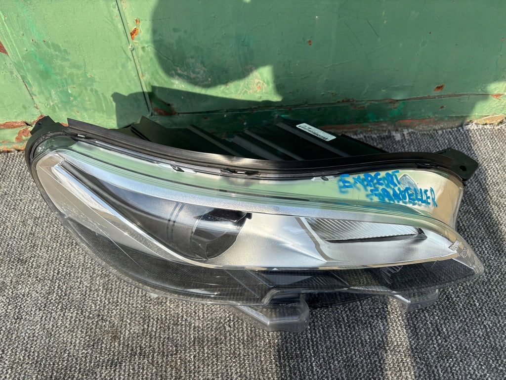 Frontscheinwerfer Peugeot Expert Traveller 9808235780 Rechts Headlight SCH9934188739hx