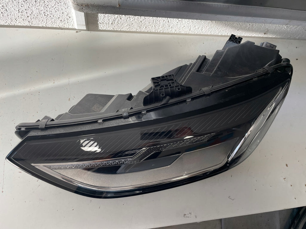 Frontscheinwerfer Audi A4 B9 8W0841011 LED Ein Stück (Rechts oder Links)