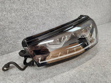Laden Sie das Bild in den Galerie-Viewer, Frontscheinwerfer Skoda Fabia IV 6VB941015B LED Links Scheinwerfer Headlight SCH6832189367lr