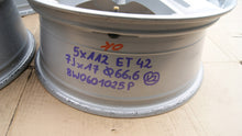 Laden Sie das Bild in den Galerie-Viewer, 4x Alufelge 17 Zoll 7.0" 5x112 34ET Glanz Silber 8W0601025P Audi Rim Wheel FEL8300491410sr