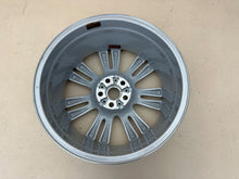 Laden Sie das Bild in den Galerie-Viewer, 1x Alufelge 18 Zoll 7.5&quot; 5x108 46ET GX73-1007 Jaguar Xe Rim Wheel