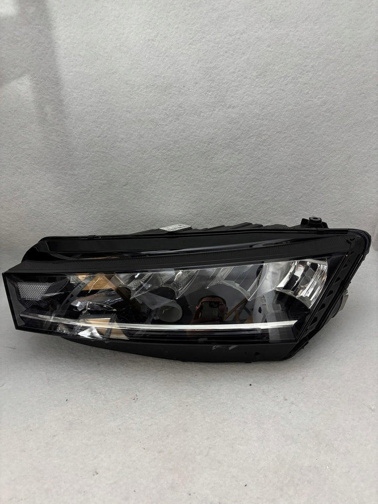 Frontscheinwerfer Skoda Octavia I 5E4941015 5E4941016 LED Links Headlight SCH8214571989zi