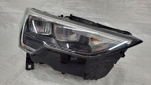 Laden Sie das Bild in den Galerie-Viewer, Frontscheinwerfer Audi Q3 83A941012 LED Rechts Scheinwerfer Headlight