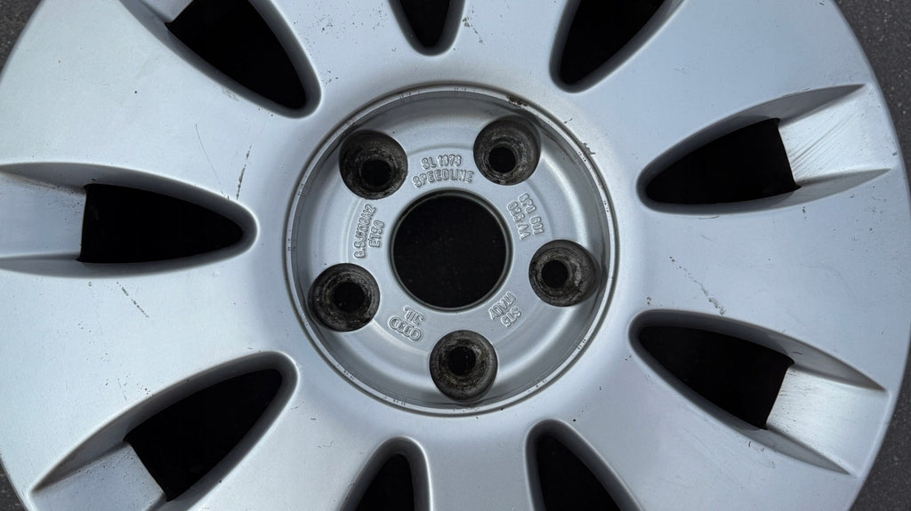 1x Alufelge 16 Zoll 6.5" 5x112 50ET Glanz Silber 8P0601025AA Audi Rim Wheel FEL4153837028xb