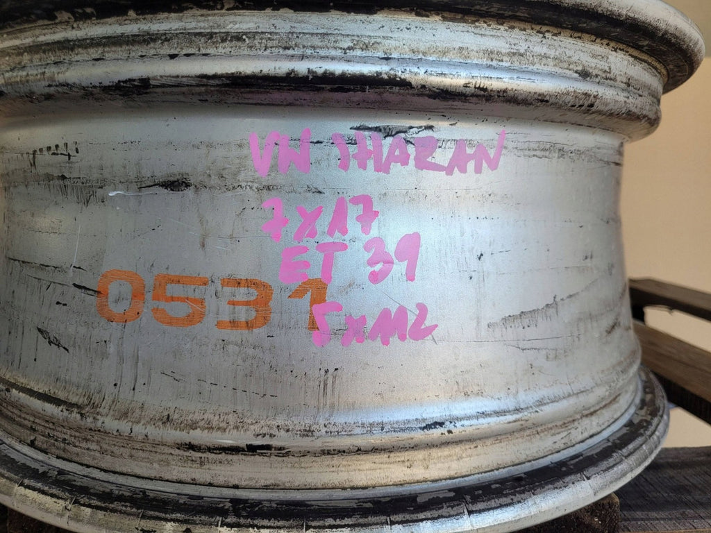 1x Alufelge 17 Zoll 5x112 7N0601025C VW Sharan Rim Wheel FEL1390641065mh
