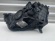 Laden Sie das Bild in den Galerie-Viewer, Frontscheinwerfer Audi Q3 83A941012 LED Rechts Scheinwerfer Headlight