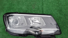 Load image into Gallery viewer, Frontscheinwerfer VW Tiguan 5NB941006B Halogen Rechts Scheinwerfer Headlight