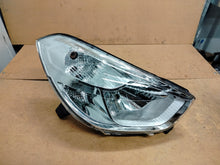 Laden Sie das Bild in den Galerie-Viewer, Frontscheinwerfer Dacia Dokker 260109545R Rechts Scheinwerfer Headlight