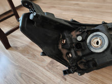 Laden Sie das Bild in den Galerie-Viewer, Frontscheinwerfer Toyota Hilux VIII 81150-0KK60 Links Scheinwerfer Headlight SCH9694700966db