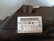 Laden Sie das Bild in den Galerie-Viewer, Frontscheinwerfer Skoda Superb III 3V1941015B Bi-Xenon Links Headlight