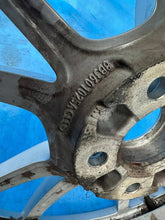 Laden Sie das Bild in den Galerie-Viewer, 1x Alufelge 17 Zoll 8B3601025A Audi A5 Rim Wheel FEL8222143210zf