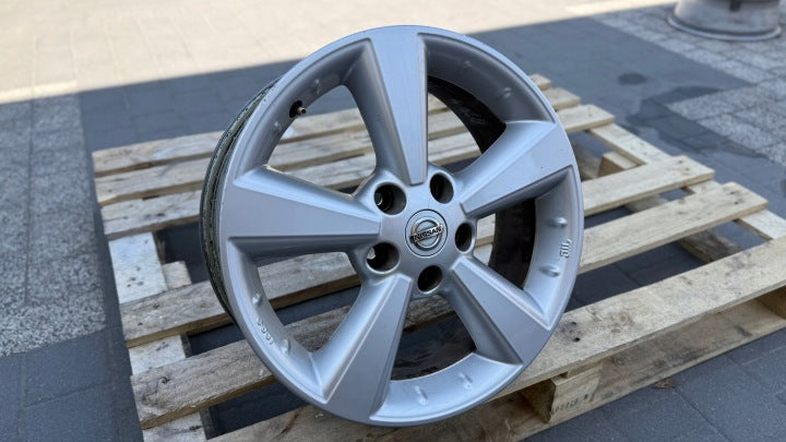 1x Alufelge 17 Zoll 6.5" 5x114.3 40ET Glanz Silber 40300-EY17C Nissan Qashqai I FEL7276370507lo