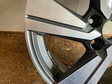 Laden Sie das Bild in den Galerie-Viewer, 1x Alufelge 18 Zoll 7.0" 5x112 45ET 81A601025G Audi Rim Wheel FEL8082417193fl