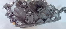 Laden Sie das Bild in den Galerie-Viewer, Frontscheinwerfer Audi Q2 Scala 657941015A LED Ein Stück (Rechts oder Links)
