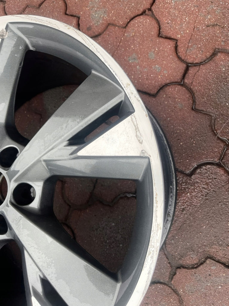 1x Alufelge 20 Zoll 9.0" 5x112 42ET Glanz Silber 89A601025L Audi Rim Wheel FEL6076844644dl