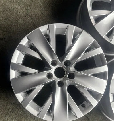 1x Alufelge 17 Zoll 7.0" 5x112 43ET 5N0601025AC VW Tiguan Rim Wheel FEL1267109958kn