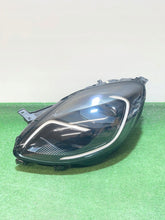 Laden Sie das Bild in den Galerie-Viewer, Frontscheinwerfer Ford Puma L1TB13E015 Links Scheinwerfer Headlight SCH5610920771jx
