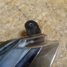 Laden Sie das Bild in den Galerie-Viewer, Frontscheinwerfer Skoda Superb 3V1941016A Xenon Rechts Scheinwerfer Headlight SCH1194427321rj