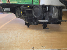 Laden Sie das Bild in den Galerie-Viewer, Frontscheinwerfer Ford Kuga GV4113035GA Xenon Links Scheinwerfer Headlight SCH5248264519ji