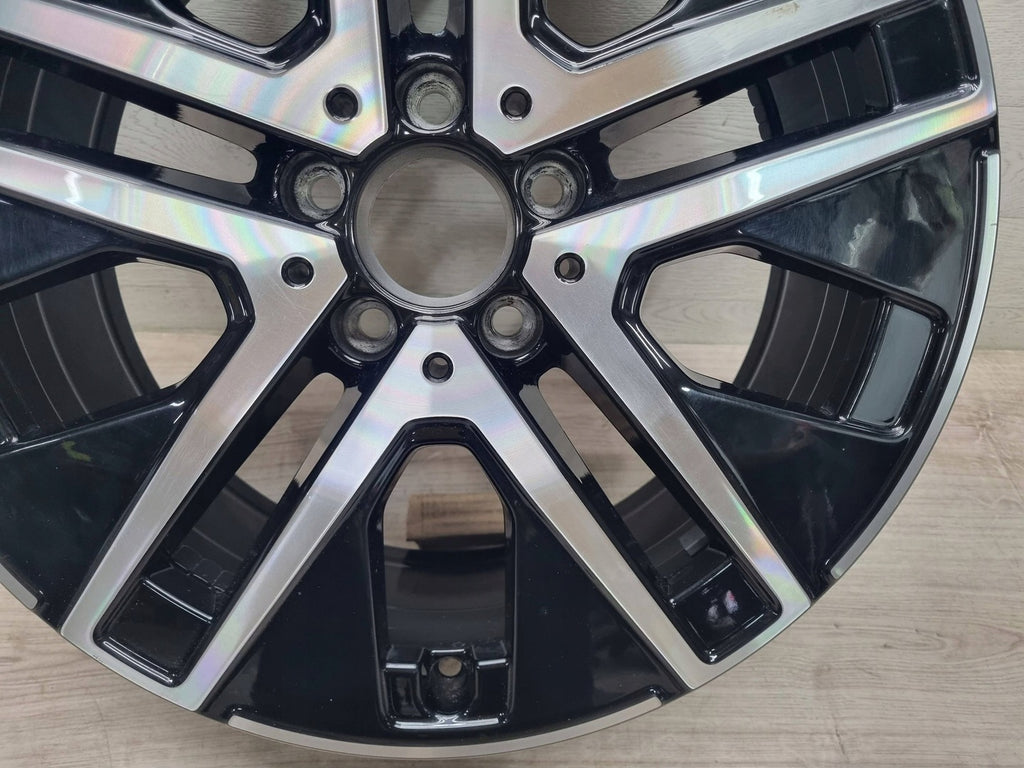 1x Alufelge 18 Zoll 7.5" 5x112 53ET A2474012700 Mercedes-Benz Gla H247 Rim Wheel