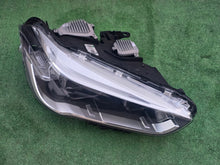 Laden Sie das Bild in den Galerie-Viewer, Frontscheinwerfer BMW X1 F48 7472220-02 Rechts Scheinwerfer Headlight SCH7925261432mo