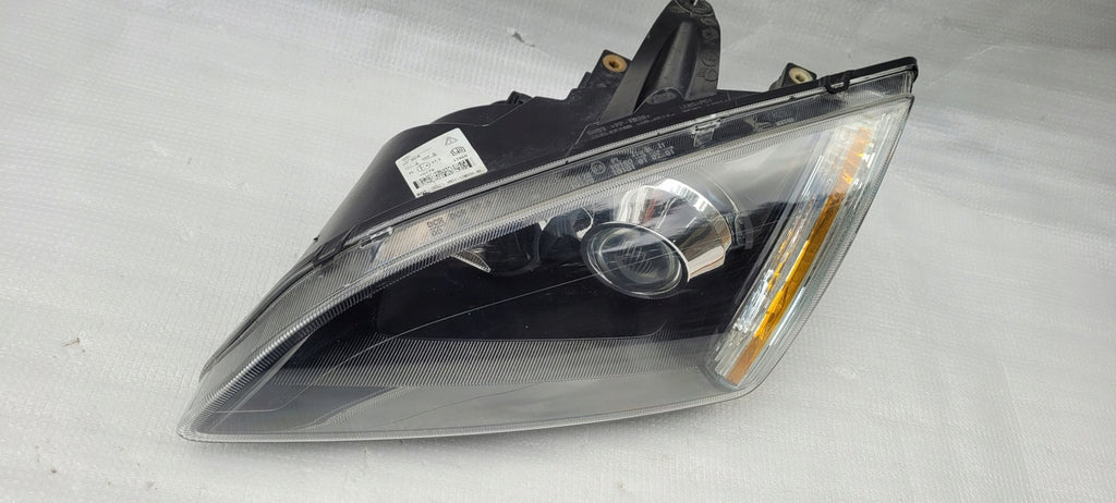 Frontscheinwerfer Ford Focus 4M51-13W030-NE Xenon Links Scheinwerfer Headlight