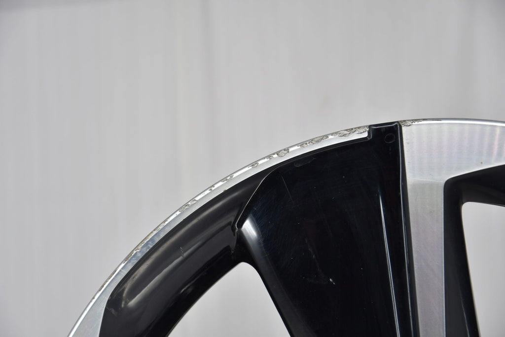 1x Alufelge 17 Zoll 7.5" 5x108 44ET Glanz Silber 9847065380 Opel Astra L Iii