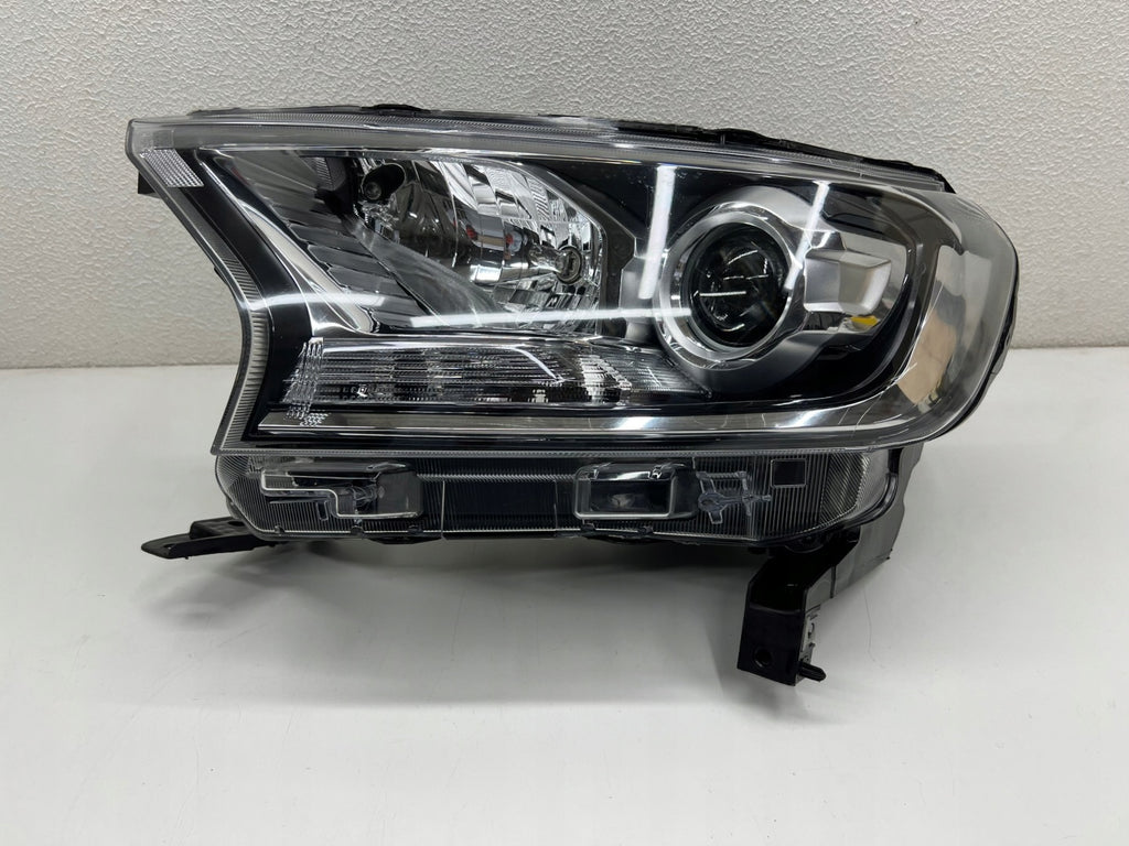 Frontscheinwerfer Ford Ranger JB3B-13D154 Xenon Rechts Scheinwerfer Headlight SCH3129844998ju
