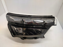 Laden Sie das Bild in den Galerie-Viewer, Frontscheinwerfer Skoda Kamiq 658941015F 658941016D Full LED Rechts oder Links SCH1819570036fa