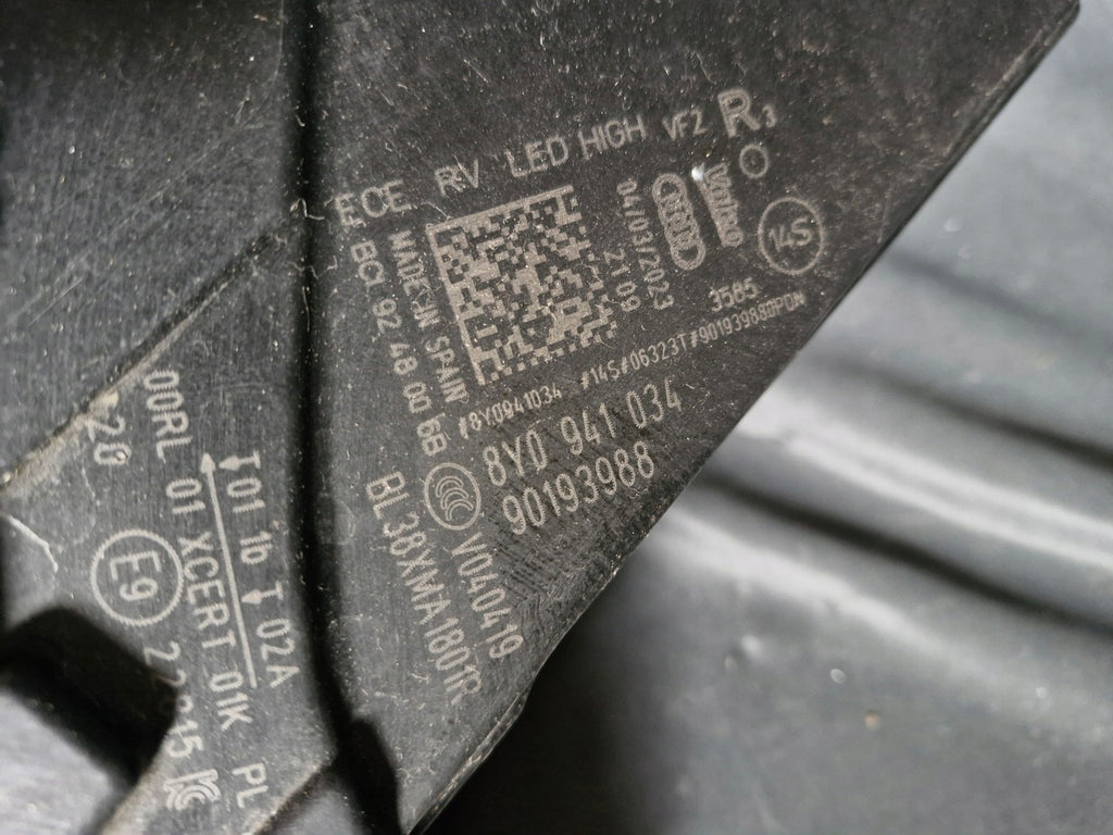 Frontscheinwerfer Audi A3 8Y0941034 LED Rechts Scheinwerfer Headlight SCH8646331895tx