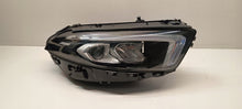 Laden Sie das Bild in den Galerie-Viewer, Frontscheinwerfer Mercedes-Benz A1779061803 LED Rechts Scheinwerfer Headlight