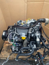 Laden Sie das Bild in den Galerie-Viewer, Motor Renault K9KU873D121073 1.5 DCI 31TKm Diesel Engine Unkomplett