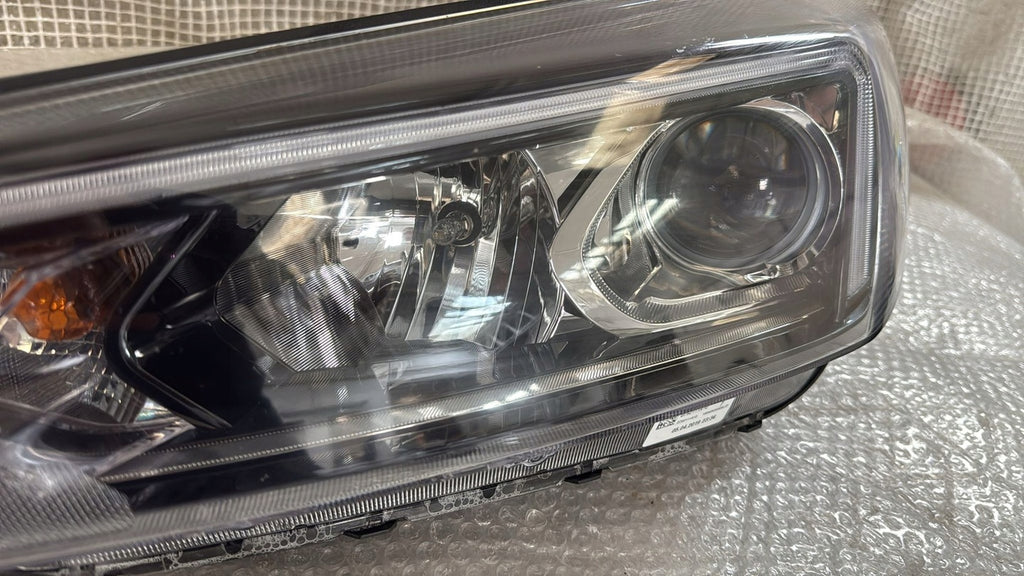 Frontscheinwerfer Hyundai Tucson D7921-11A10 Links Scheinwerfer Headlight SCH7007127727og
