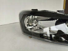 Laden Sie das Bild in den Galerie-Viewer, Frontscheinwerfer VW Polo 6r 6R1941016E Rechts Scheinwerfer Headlight SCH4940290660yx
