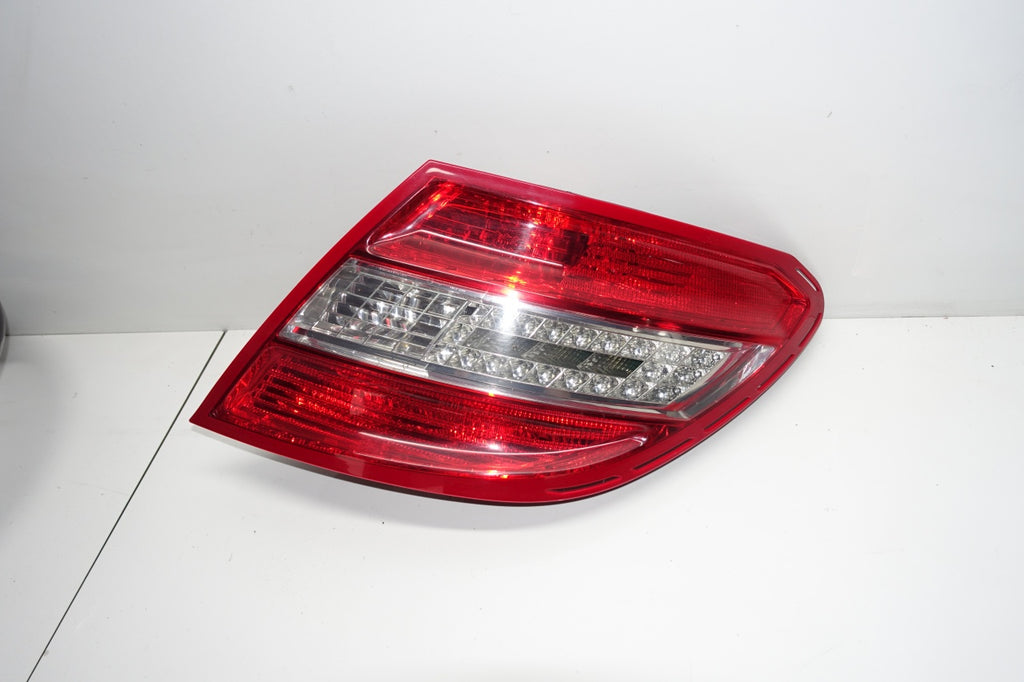 Rückleuchte Mercedes-Benz W204 2048202064 Rechts Rearlight