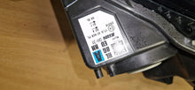 Laden Sie das Bild in den Galerie-Viewer, Frontscheinwerfer Toyota Aygo X Rechts Scheinwerfer Headlight SCH7068449614ou