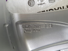 Laden Sie das Bild in den Galerie-Viewer, 1x Alufelge 17 Zoll 7.5" 5x112 38ET Glanz Silber 8W0601025EH Audi A4 B9 FEL7354199605gz