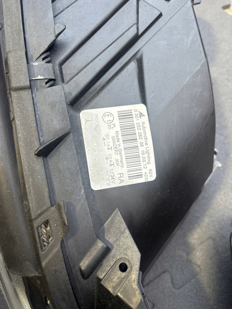 Frontscheinwerfer Mercedes-Benz W221 A2218202939 Ein Stück (Rechts oder Links) SCH6692831251vs