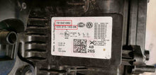 Laden Sie das Bild in den Galerie-Viewer, Frontscheinwerfer VW Touareg 761941082 Rechts Scheinwerfer Headlight