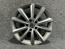 Load image into Gallery viewer, 1x Alufelge 17 Zoll 6.5" 5x112 41ET Glanz Silber 3G0071497C VW Passat B8 FEL5352257059zw