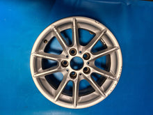 Load image into Gallery viewer, 1x Alufelge 16 Zoll 7.0&quot; 5x120 67562304 BMW E39 Rim Wheel