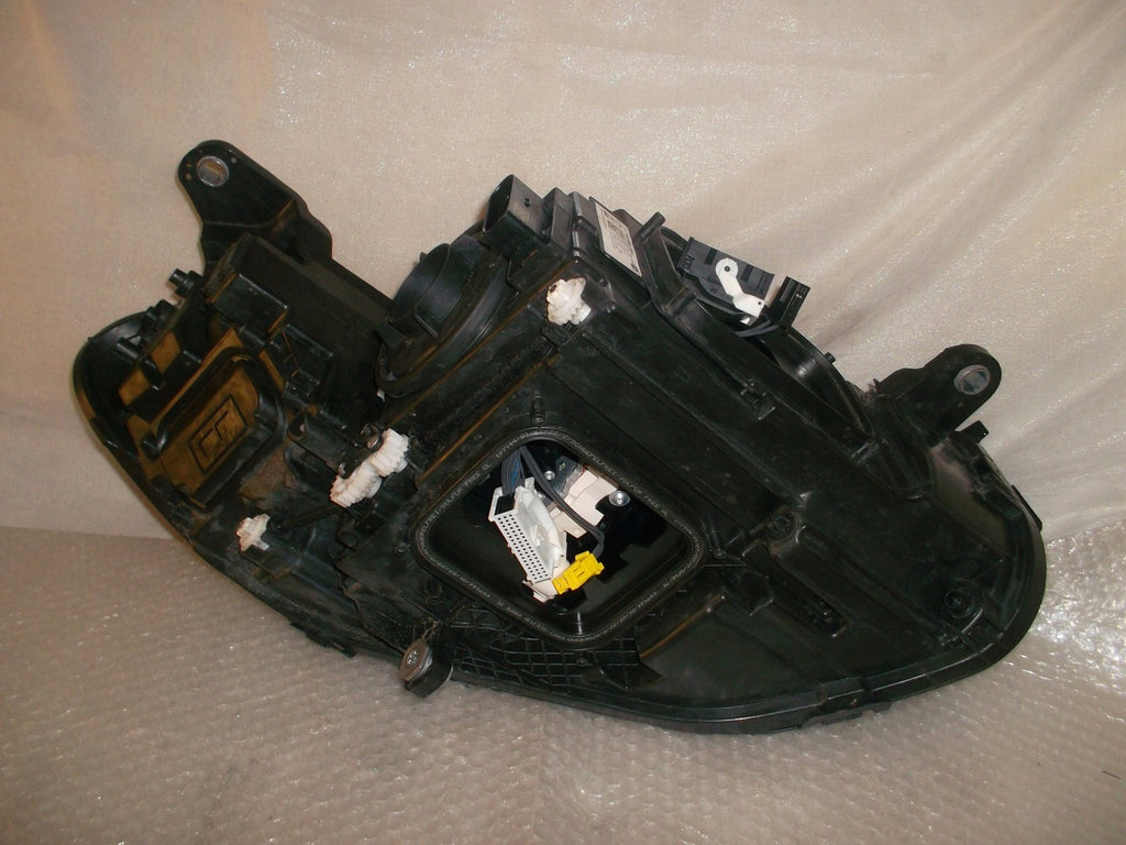 Frontscheinwerfer Mercedes-Benz Cls A2579069902 LED Rechts oder Links SCH8786068642ma