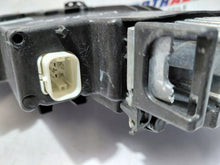 Laden Sie das Bild in den Galerie-Viewer, Frontscheinwerfer BMW 9879936-15 LED Rechts Scheinwerfer Headlight SCH6191650591gk