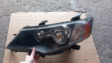 Load image into Gallery viewer, Frontscheinwerfer Mitsubishi Outlander II Links Scheinwerfer Headlight SCH8043135758cb