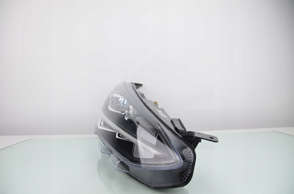 Frontscheinwerfer Ford Focus MX7B-13E014-ED LED Rechts Scheinwerfer Headlight SCH2009009869ne