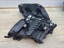 Load image into Gallery viewer, Frontscheinwerfer BMW X3 G01 G02 5A29204 5A29203 Ein Satz Scheinwerfer Headlight SCH6371033913va