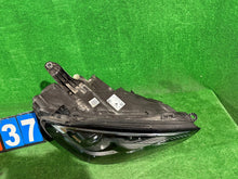 Load image into Gallery viewer, Frontscheinwerfer Mercedes-Benz Gle A1679067804 LED Rechts Headlight SCH4703185476dl
