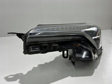 Laden Sie das Bild in den Galerie-Viewer, Frontscheinwerfer Toyota Chr 81150-F4170-00 LED Links Scheinwerfer Headlight SCH4483450417qa