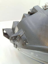 Laden Sie das Bild in den Galerie-Viewer, Frontscheinwerfer BMW 5 8562385 Rechts Scheinwerfer Headlight SCH9308198706cw